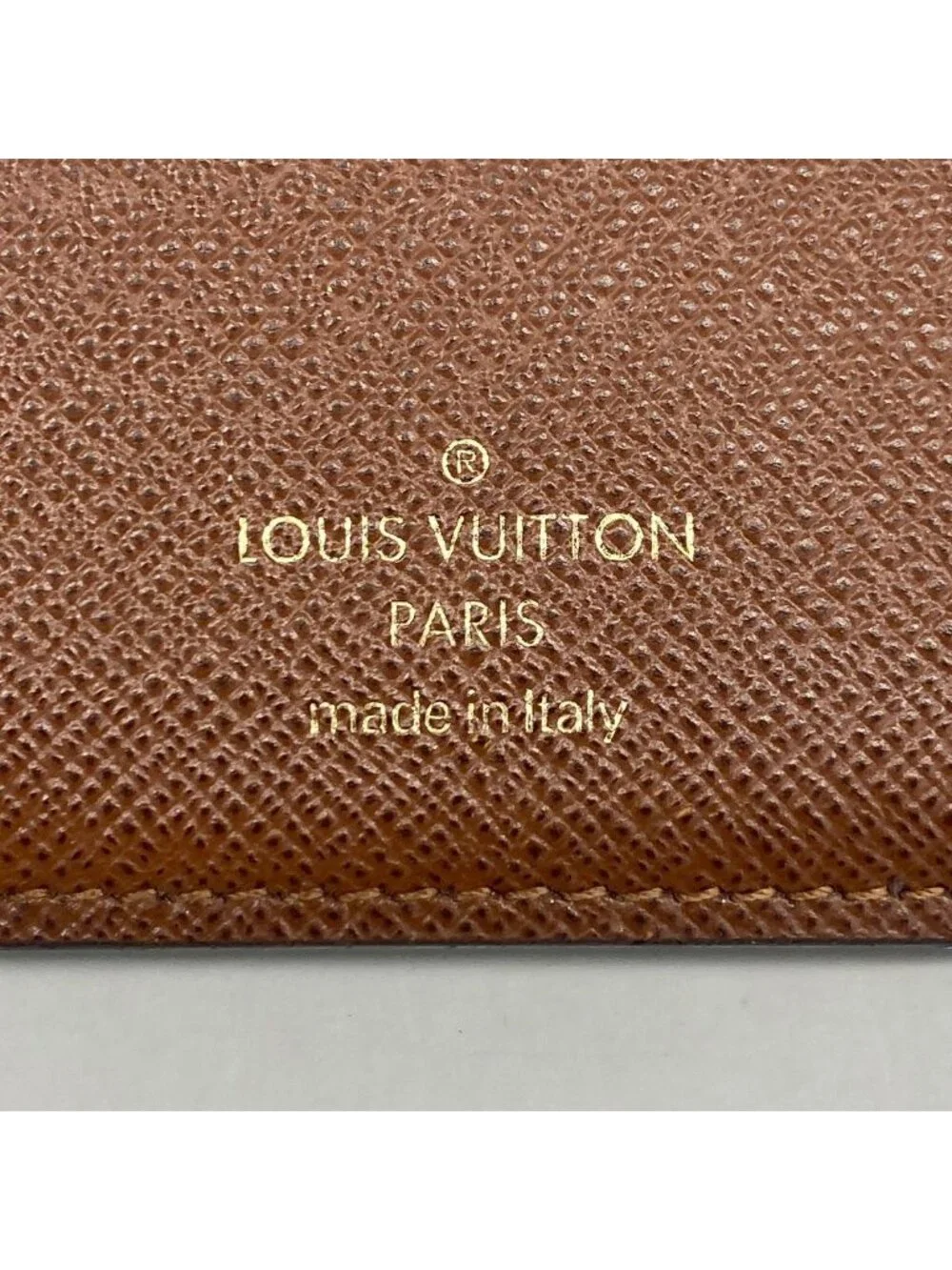 Louis Vuitton external storage odors